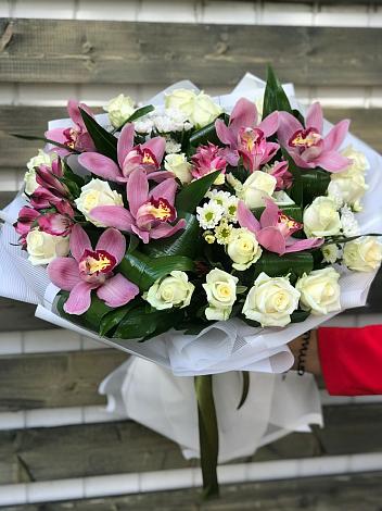 Букет цветов из: Розы и Хризантемы в Новотерском