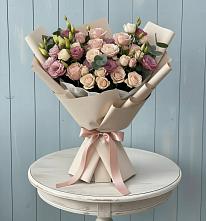 Букет цветов из:  Розы и Лизиантусы в Новотерском