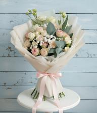 Букет цветов из:  Розы и Лизиантусы в Новотерском
