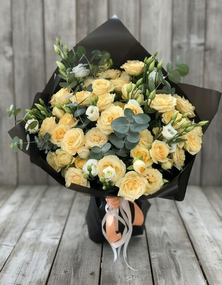 Букет цветов из: Розы и Лизиантусы в Новотерском