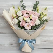 Букет цветов из:  Лизиантусы в Новотерском