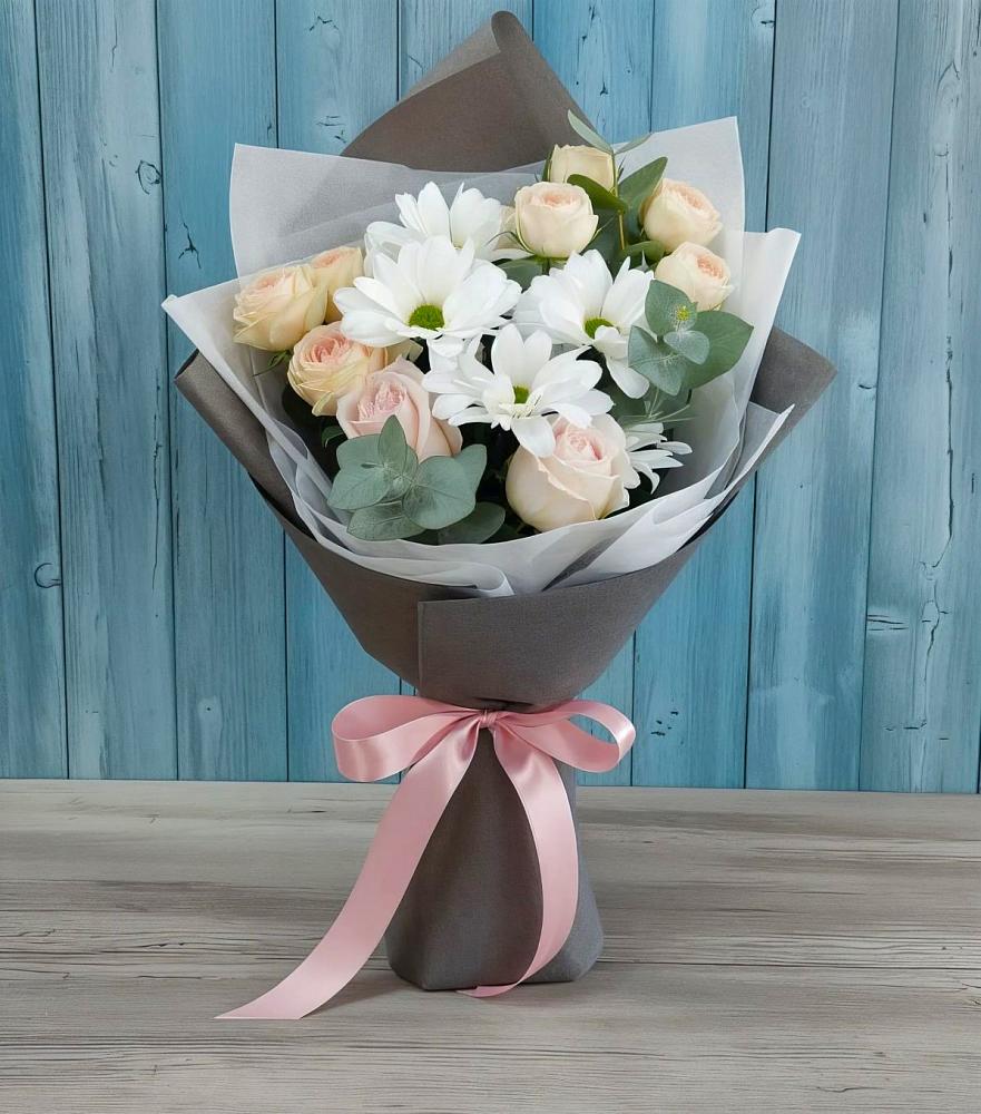 Букет цветов из: Хризантемы и Розы в Новотерском
