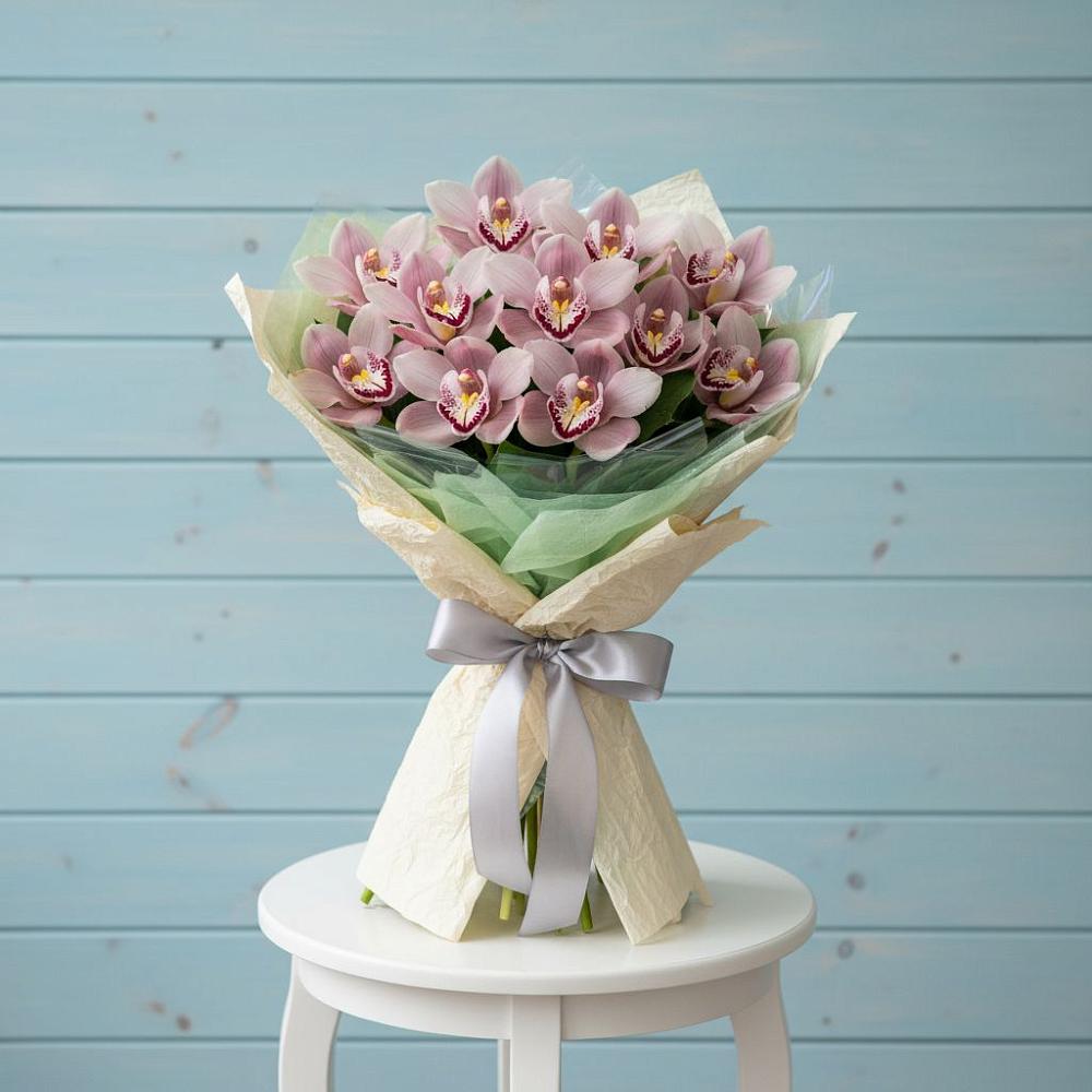 Букет цветов из: Орхидеи и Розы в Новотерском