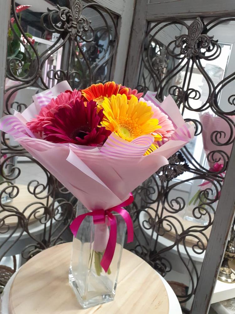 Букет цветов из: Герберы в Новотерском