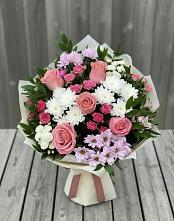Букет цветов из:  Альстромерии, Гвоздики, Розы и Хризантемы в Новотерском