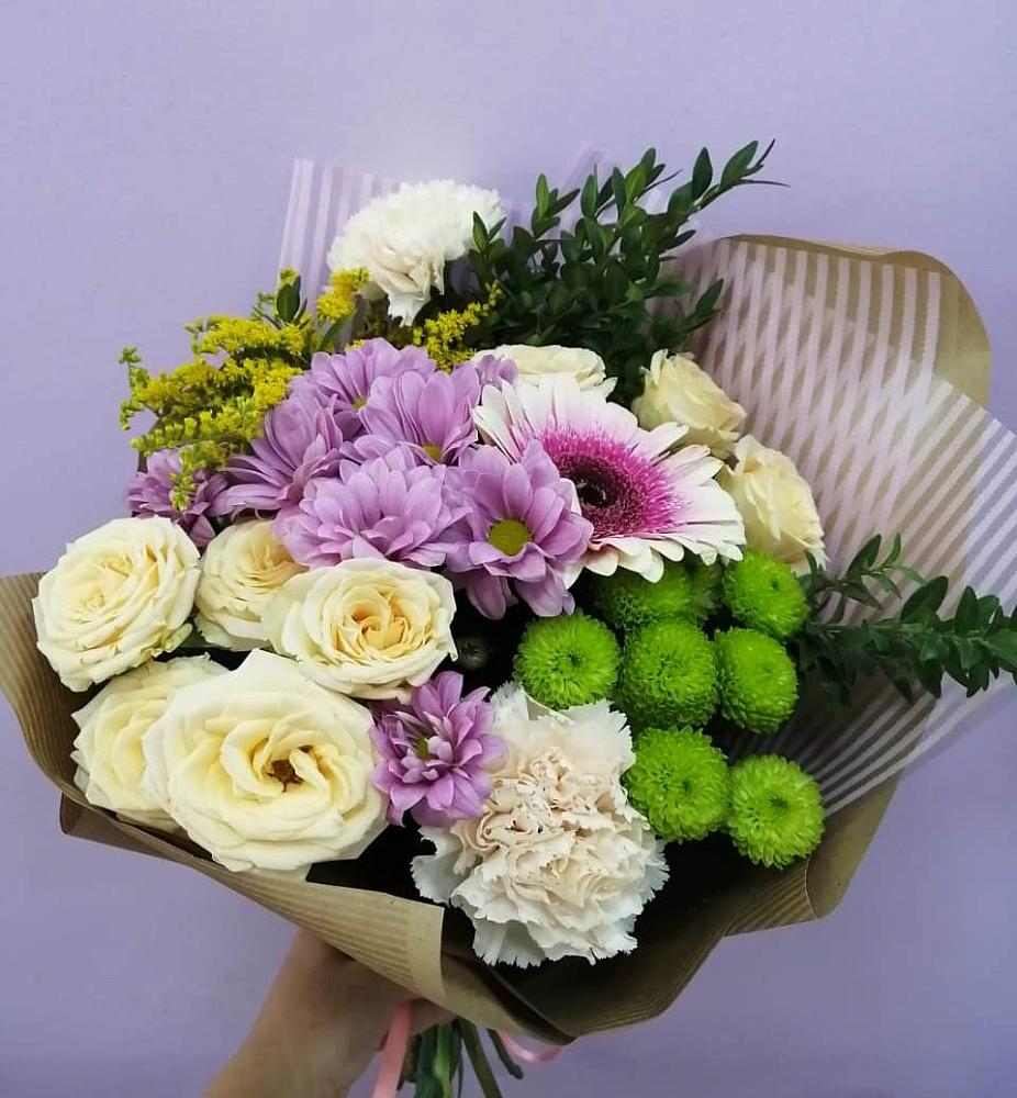 Букет цветов из: Хризантемы, Розы, Гвоздики и Герберы в Новотерском