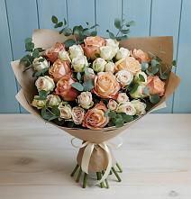 Букет цветов из:  Альстромерии и Розы в Новотерском